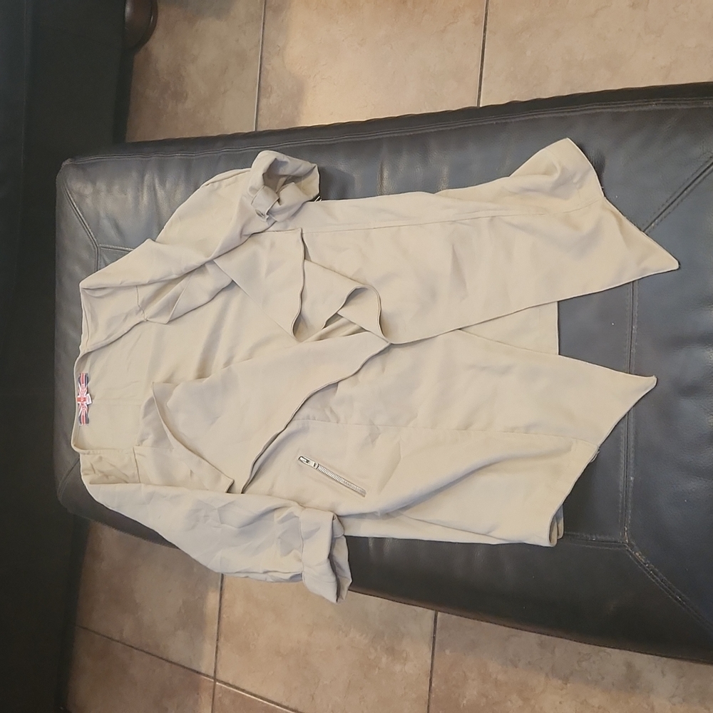 Waterfall type trenchcoat... BRAND NEW!